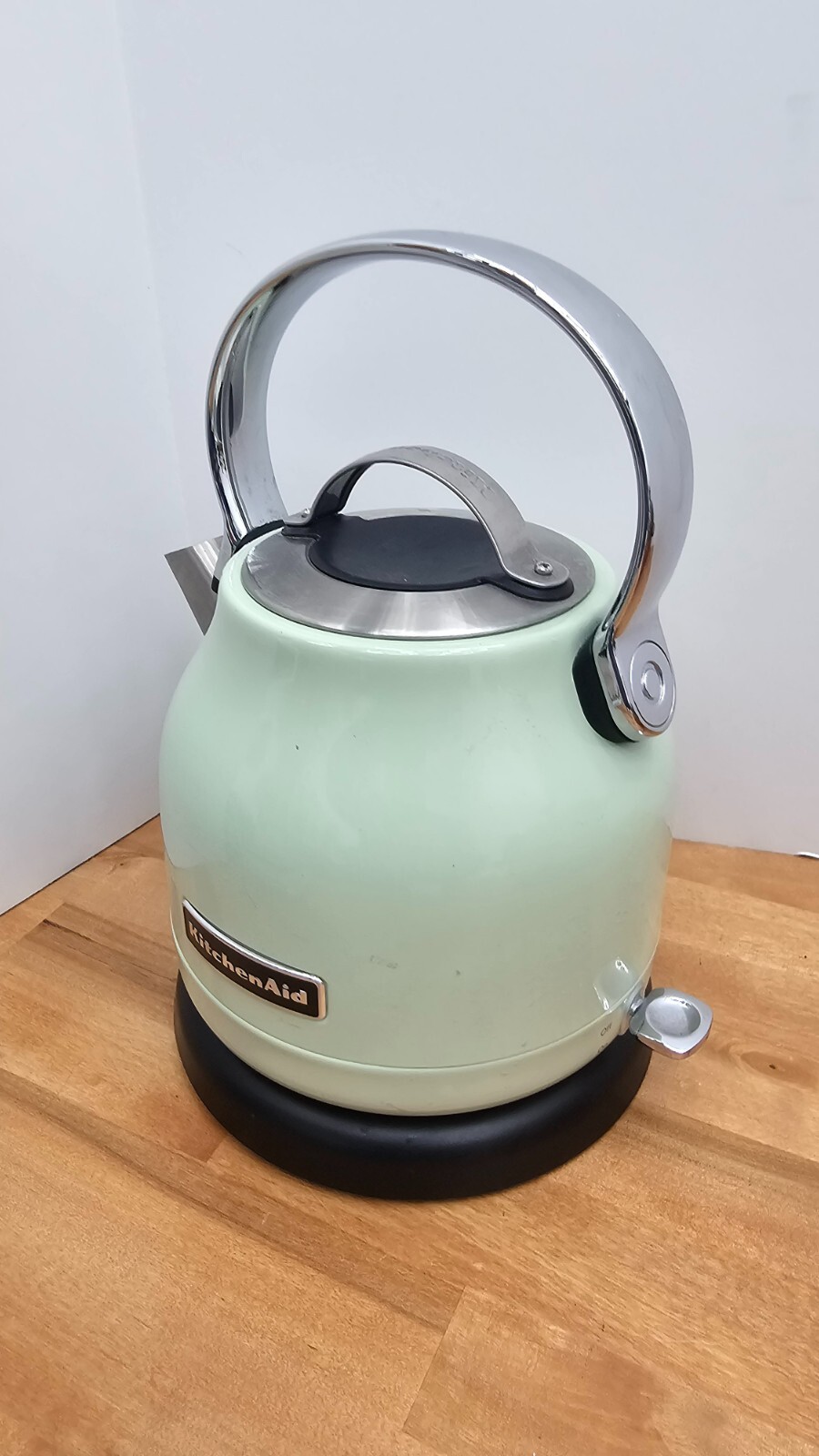 KitchenAid Stainless Steel Electric Water Tea Kettle w/Base KEK1222PT