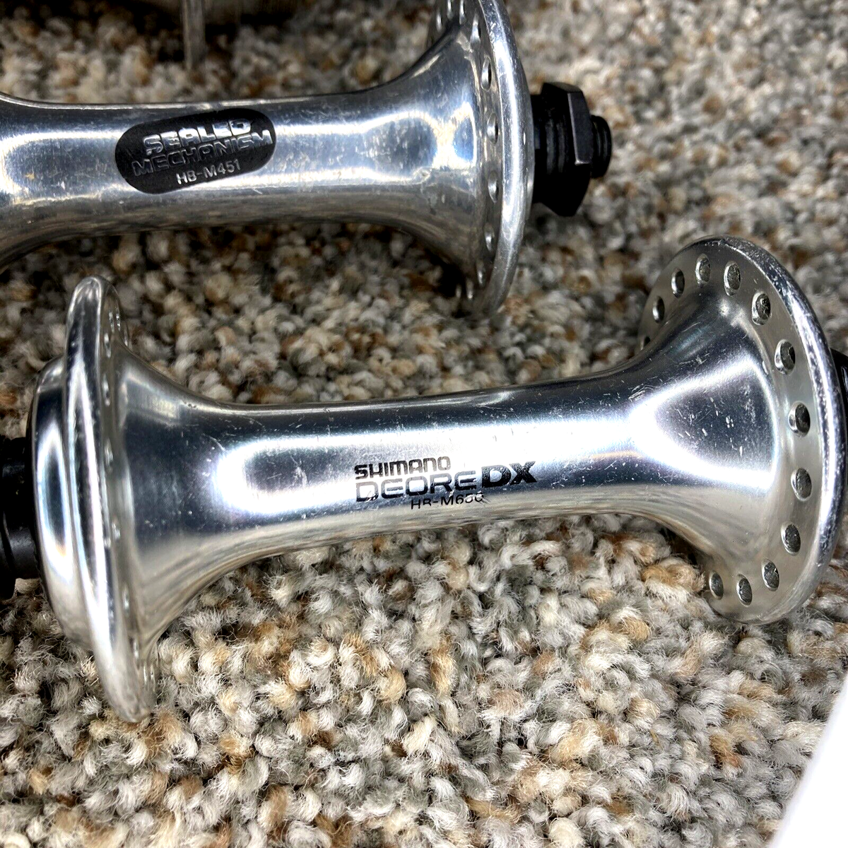 Vintage Hubs- Front Shimano Deore DX 36h HB-M650- Shimano HB-M451