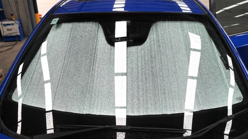 Genuine SNAPSHADES Front Windscreen Sun Shade for Subaru Impreza Hatchback/Se... - Picture 2 of 10