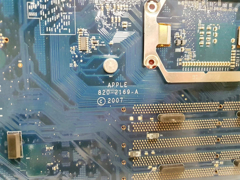 Apple Server Main System Mother Board 820-2169-A - Image 4 of 4