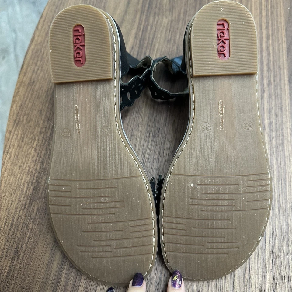 Sandalias Rieker negras y plateadas, talla 38 Foto 4 de 4