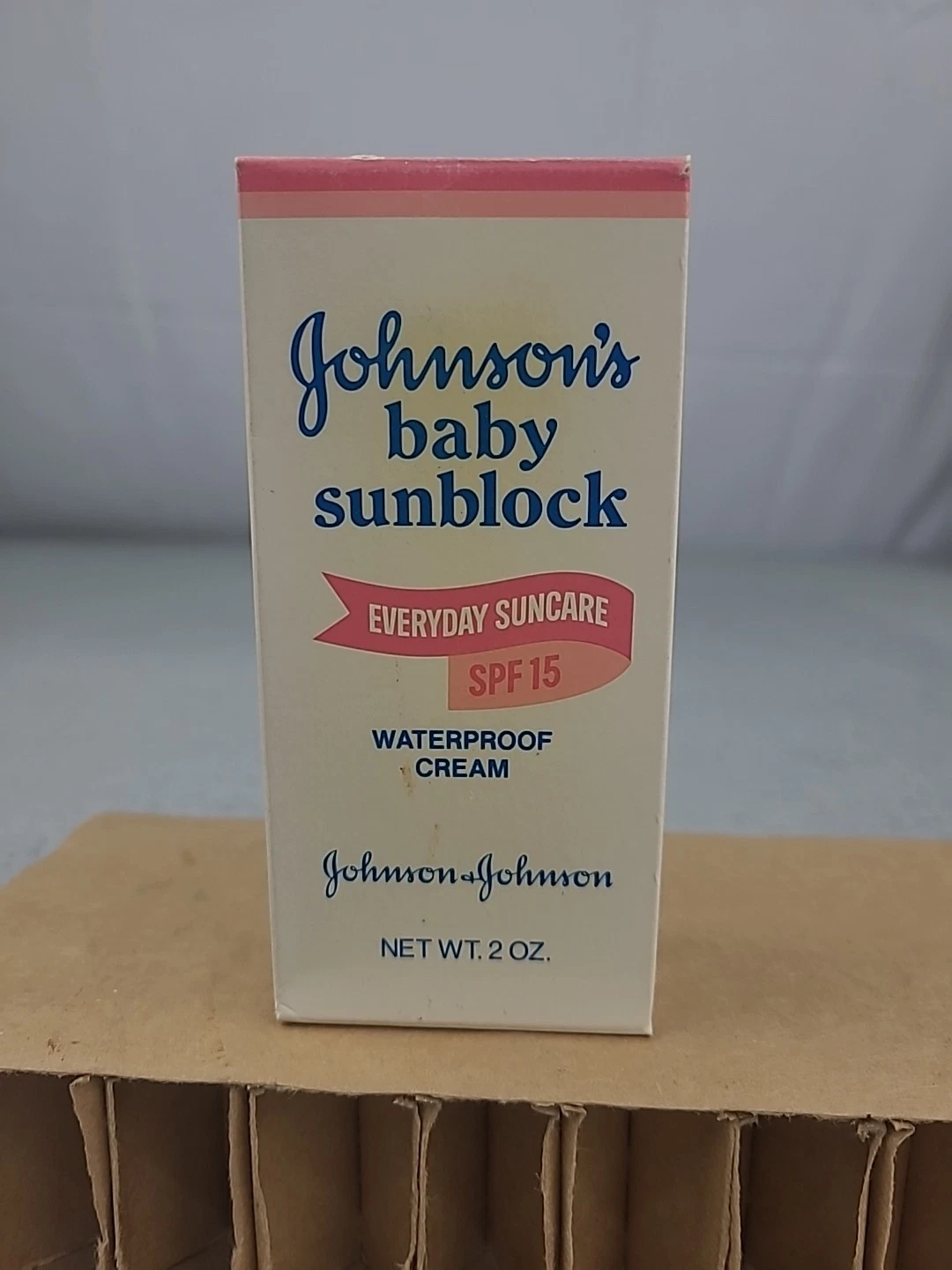 Collectors Johnson’s Baby Sunblock Lotion SPF 15 in box 2 oz. Sealed 1980's
Opens in a new window or