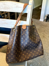 This is a Louis Vuitton Monogram Graceful MM