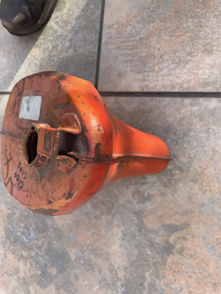 OEM ORIGINAL HONDA C100 CA100 C102 CA102 TANQUE DE GASOLINA 59-70 algo de óxido en el interior Foto 3 de 4