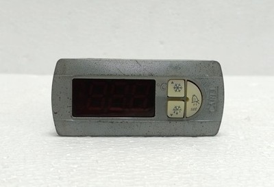 CAREL PJ32C00000 EASY DIGITAL THERMOSTAT REFRIGERATION CONTROLLER 230V USED