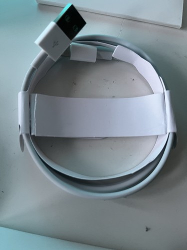 Apple AirPods 3. generacji Bezprzewodowe słuchawki douszne Bluetooth, białe - Zdjęcie 4 z 8