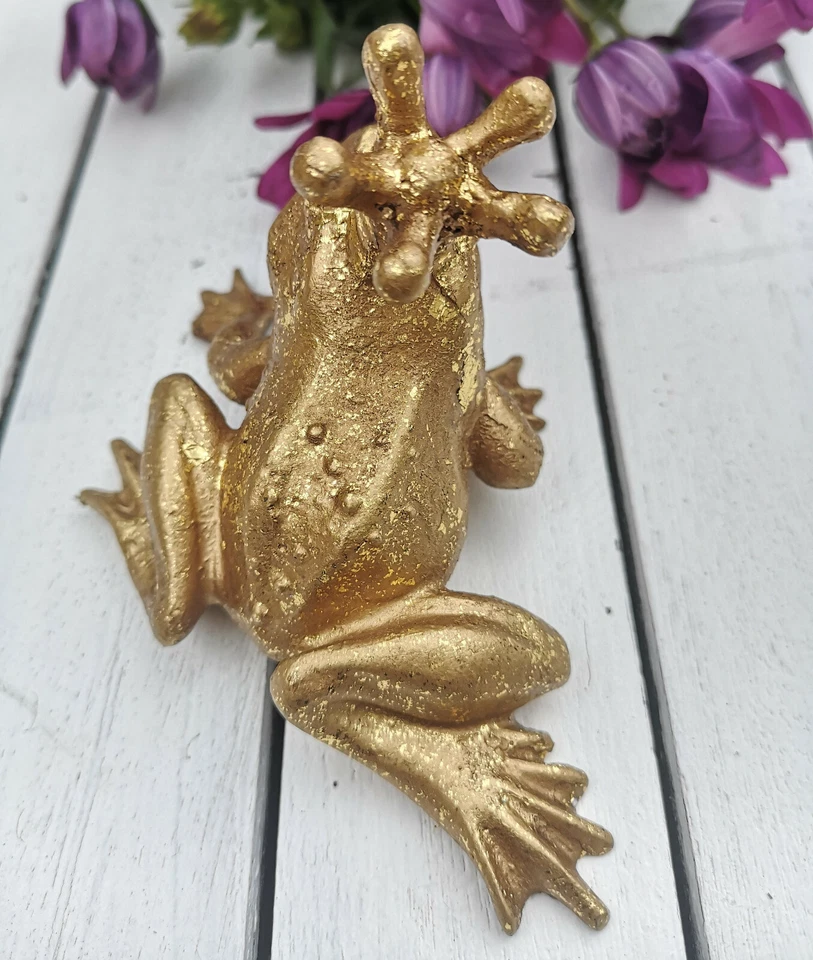 Froschkönig Frosch Gold Märchen Figur Skulptur Krone Dekoration Prinz Küssen - Bild 4 von 4