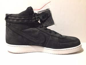 john elliott vandal black