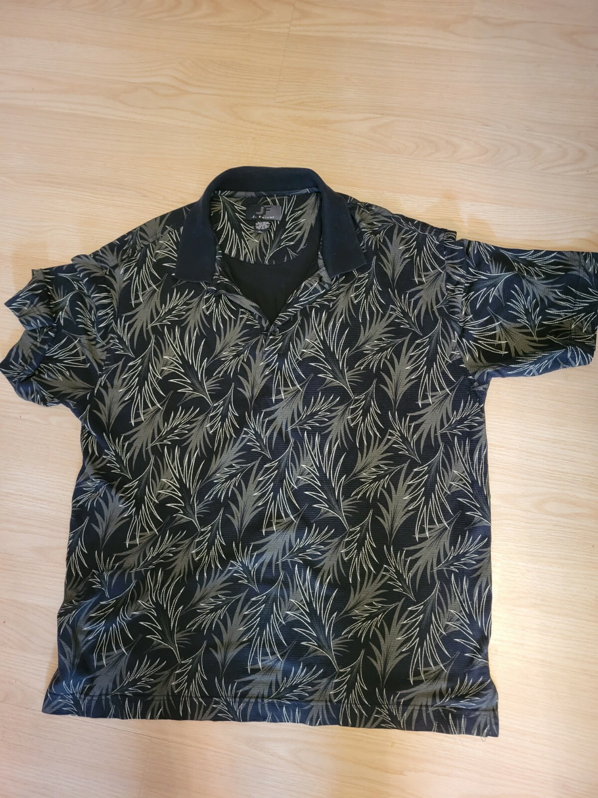 Picture 1 of 4