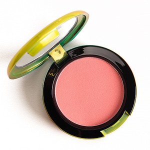 light peach blush