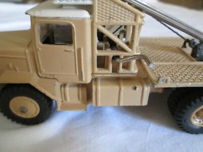 DINKY Supertoys 888 GBO Berliet, camion pétrolier saharien