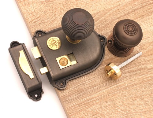 Cromwell Vintage Classic Cast Iron Period Rim Door Lock Latch Knob Handles Set - Picture 1 of 17