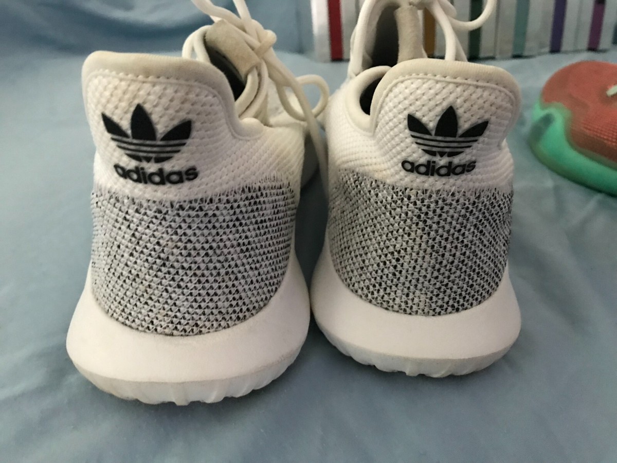 Adidas Tubular Gray/Beige Two Tone Shoes PYV702001 Size 7 1 /2 Pre-Owner. Adidas Originals Tubular Shadow Tan / White | Mercari main image 4