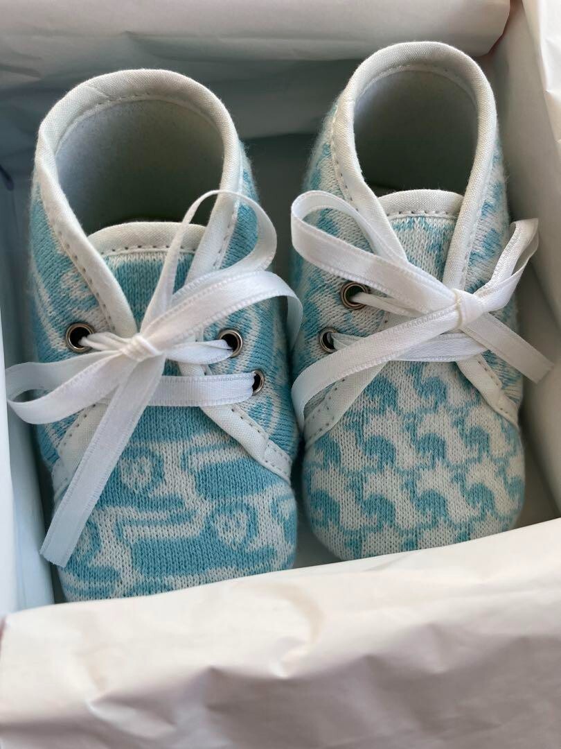 Hermes hotsell baby booties