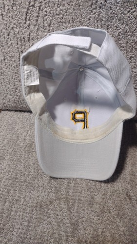Pittsburgh Pirates White Strapback Casual Hat - Picture 10 of 13