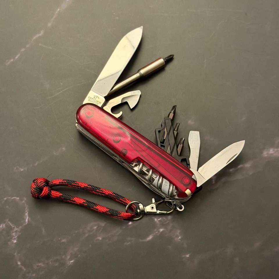 Victorinox CYBERTOOL S Oficial Suiza Rojo Translúcido, LN Foto 4 de 4