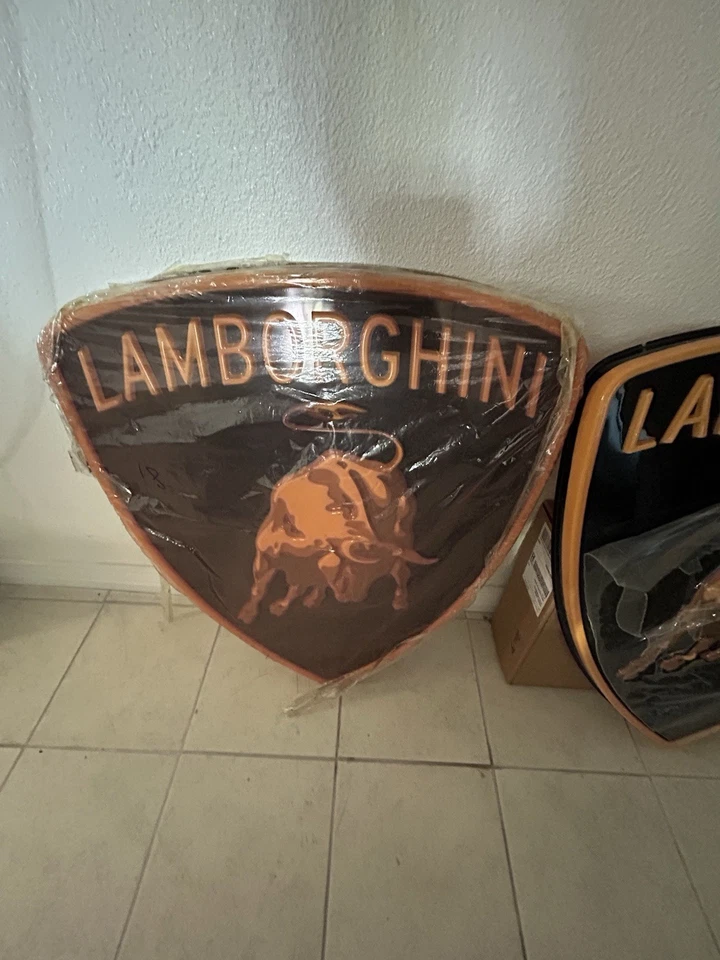 兰博基尼经销商标志 — 第 2/4 张图片