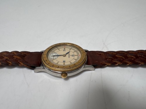 Movado Woman's Watch 81.09.811 - Running New Battery - READ - Picture 9 of 10