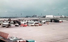 Aircraft Slide - Aeroflot TU-104 CCCP-42505 @ LHR 1972      (A188)