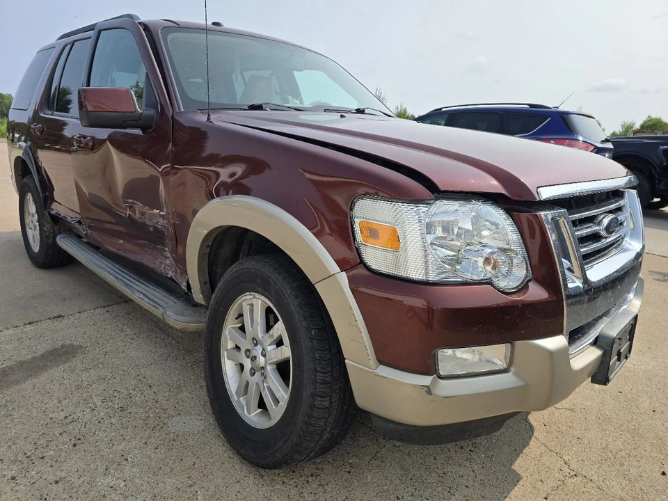 Оттенок защитного стекла вентиляционного отверстия задней двери для пассажира подходит для 02–10 EXPLORER 642765 - Изображение 3 из 4