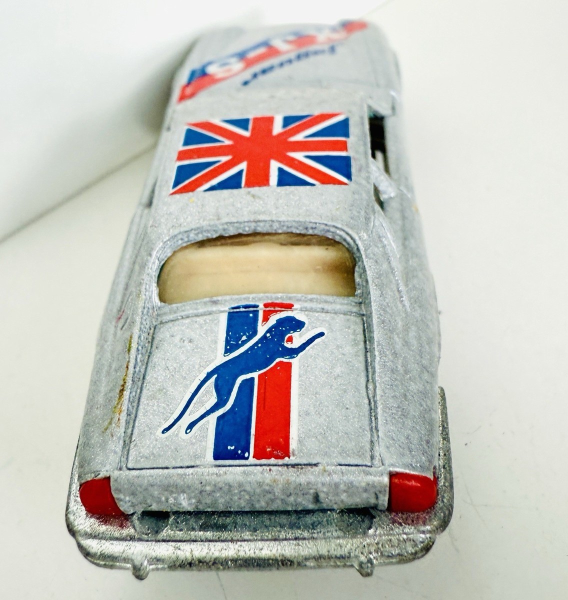 Vintage 1980s Yatming Jaguar XJS # 1076 Silver Diecast Car 1:64