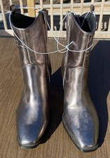 Stivaletto Torrid Western nuovo senza etichette pull on zip canna di fucile taglia 11WW