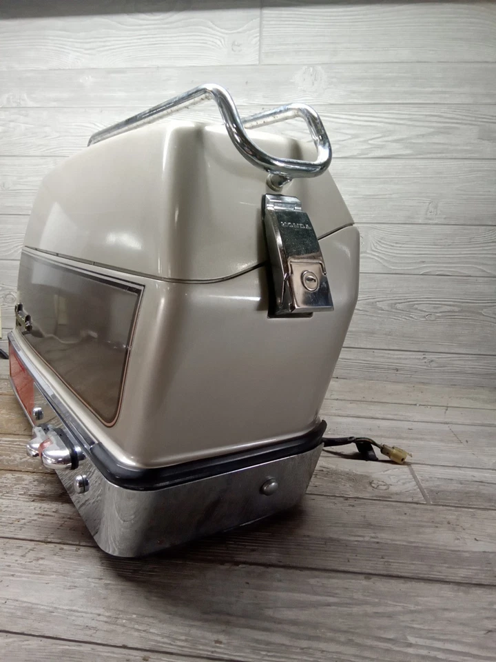 85 83-87 Honda Goldwing GL1200A GL1200 1985 bolsa de sillín lateral derecho y rieles Foto 2 de 4