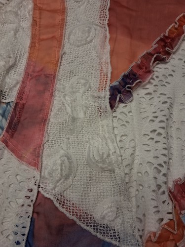 LV Collection Colorful Tunic Blouse Size M Whimsy Eyelet Lace Ruffle Accents Fun - Picture 17 of 18