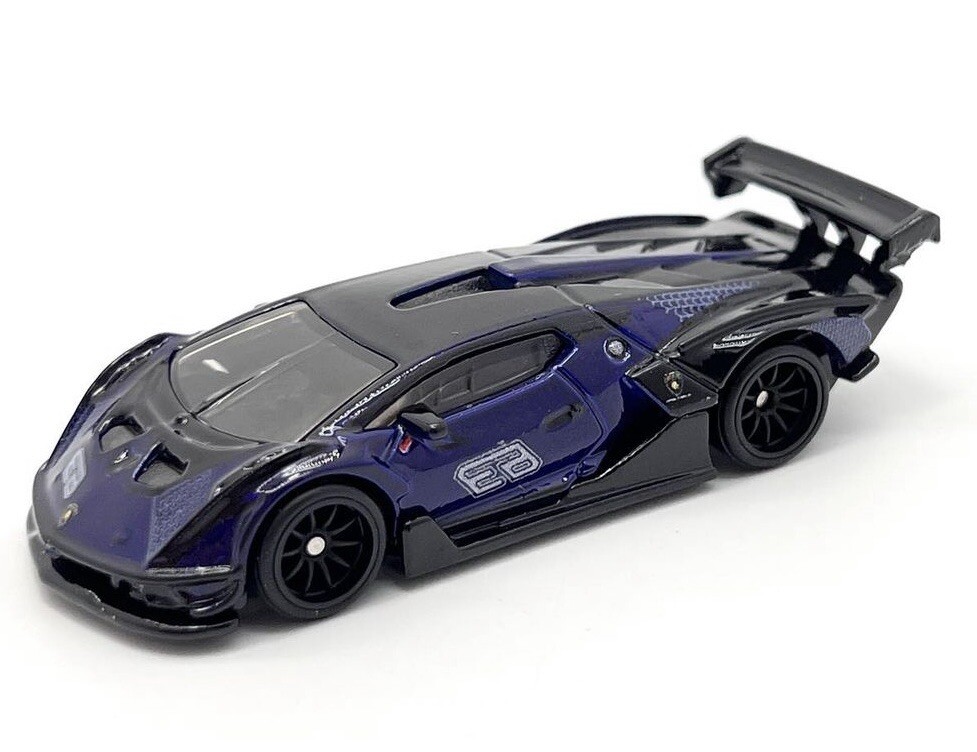 HOT WHEELS LAMBORGHINI ESSENZA CAR CULTURE PREMIUM LOOSE