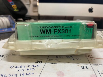 Sony Walkman AM/FM Stereo Cassette Player Auto Reverse WM-FX301 w