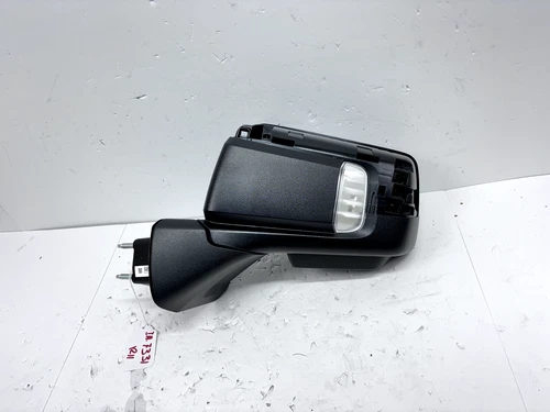 84898864  2019 2020 2021 2022 2023 gmc sierra 1500 denali front left oem mirror