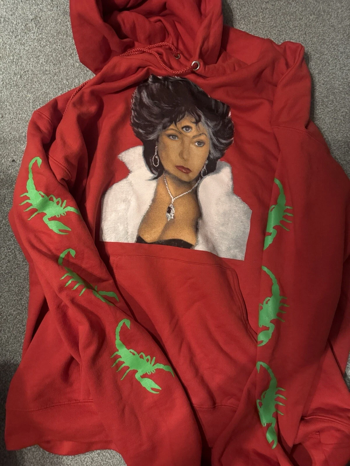 WESTSIDE GUNN X THE LIZ X CHAMPION. Sweat à capuche Mystery NEVER RETURN. GXFR. 