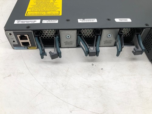 Cisco Switch Catalyst WS-C3650-48TS x 10/100/1000 (PoE+) + 4 porte SFP 1G - Imagen 9 de 11