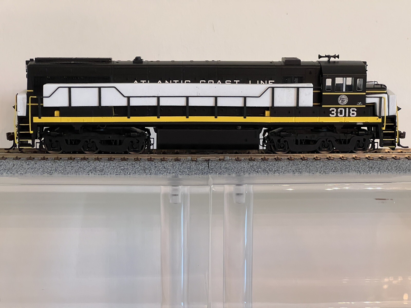 Picture 5 of 10