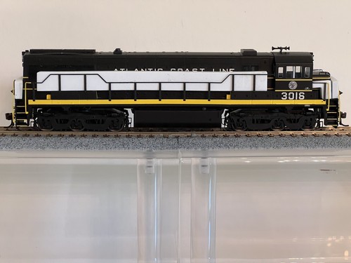 Rivarossi HO General Electric U25C DCC SOUND Atlantic Coast Line 3016 - Picture 5 of 10