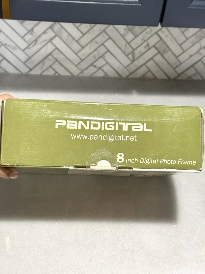 Pandigital 8" Digital Photo Frame 256MB Black Espresso Wood Beveled Frame NEW - Image 4 of 4