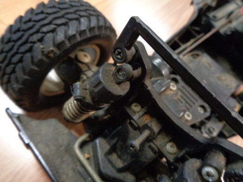 Vintage TAMIYA 4WD RC Car Chassis w/ ESC, Motor, Servo Tires r/c remote control - 第 3/4 張圖片