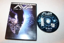 Alien vs Predator (DVD, 2004) Lance Henriksen, Sanna Lathan, Paul W.S. Anderson