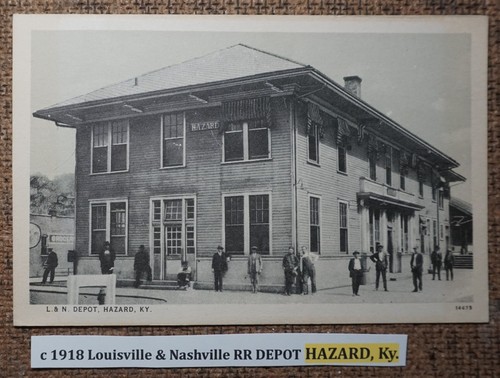 c 1918 Louisville & Nashville RR DEPOT HAZARD, Ky. POSTCARD LITHO DOUBLE TONE WB