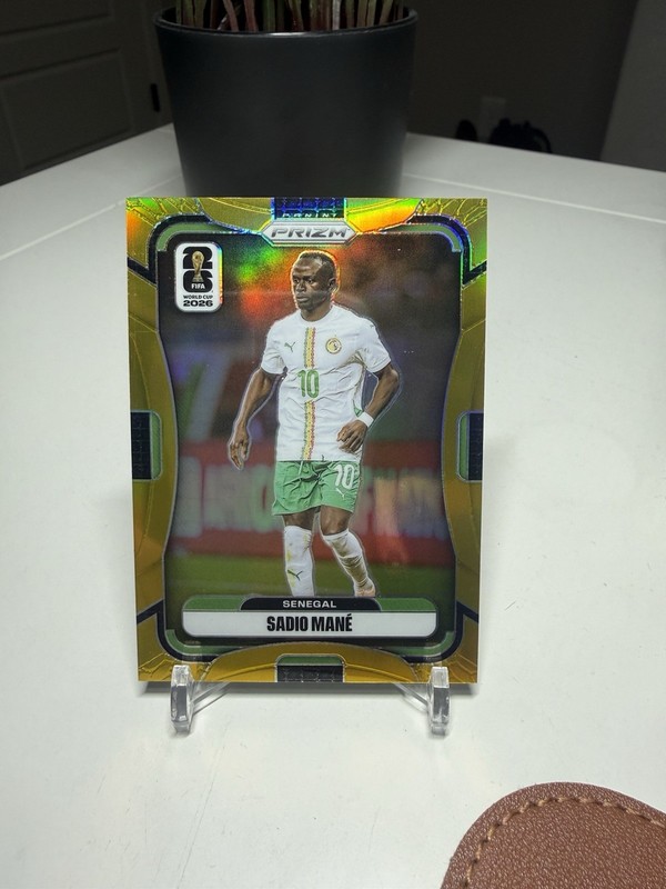 2026 Panini Prizm Fifa World Cup - Sadio Mane #406 GOLD Prizm 8/10