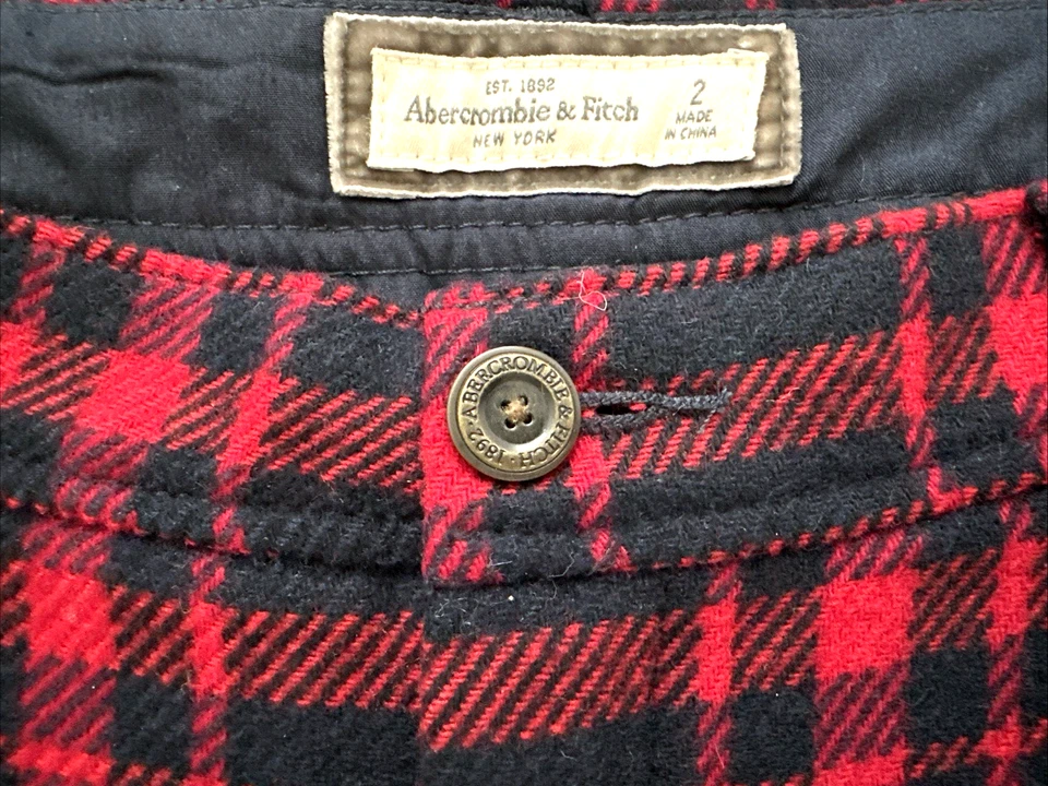 Шорты женские Abercrombie & Fitch размер 2 короткие красные темно-синие клетчатые с подкладкой шерстяная смесь - Изображение 2 из 4