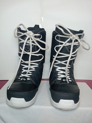 thirty two mens snowboard boots lashed 8 Winter Sports Black And White Laced