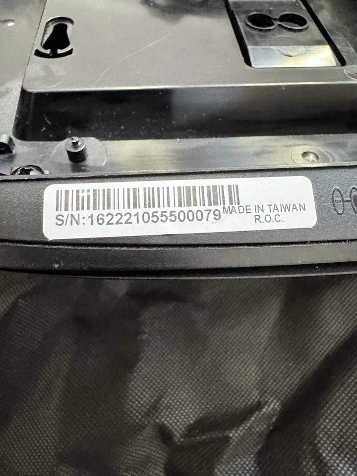 IN WIN B1 Mesh Mini-ITX Chassis with 200Watts 80+Gold PSU with Mesh Top Cover... - Image 3 of 4