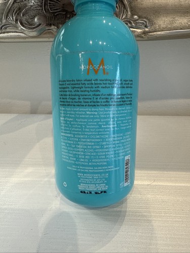 Moroccanoil Smoothing Lotion For Hair Frizz Control Large 300ml Pump Bottle New - Picture 2 of 3