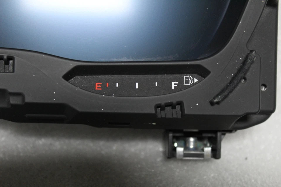 2017-2020 奥迪 A3 CABRIOLET 8V - 仪表组/速度计 8V0920890 — 第 4/4 张图片