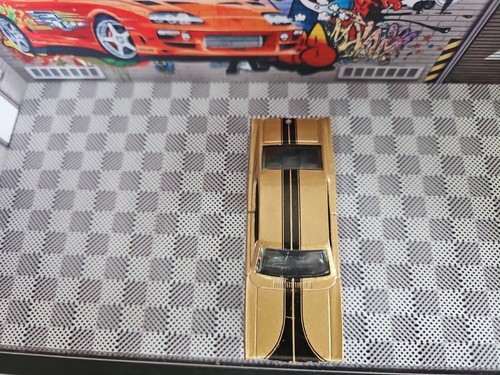 Vintage Hot Wheels '67 Dodge Charger gold 1967 Diecast Collectible CombiPost VGC - Picture 6 of 17