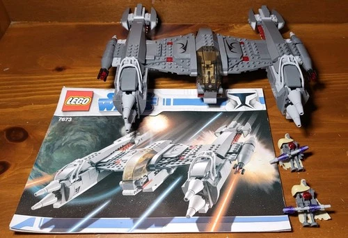 LEGO Star Wars 7376 Magna Guard Starfighter - Used 100% Complete w/ Instructions