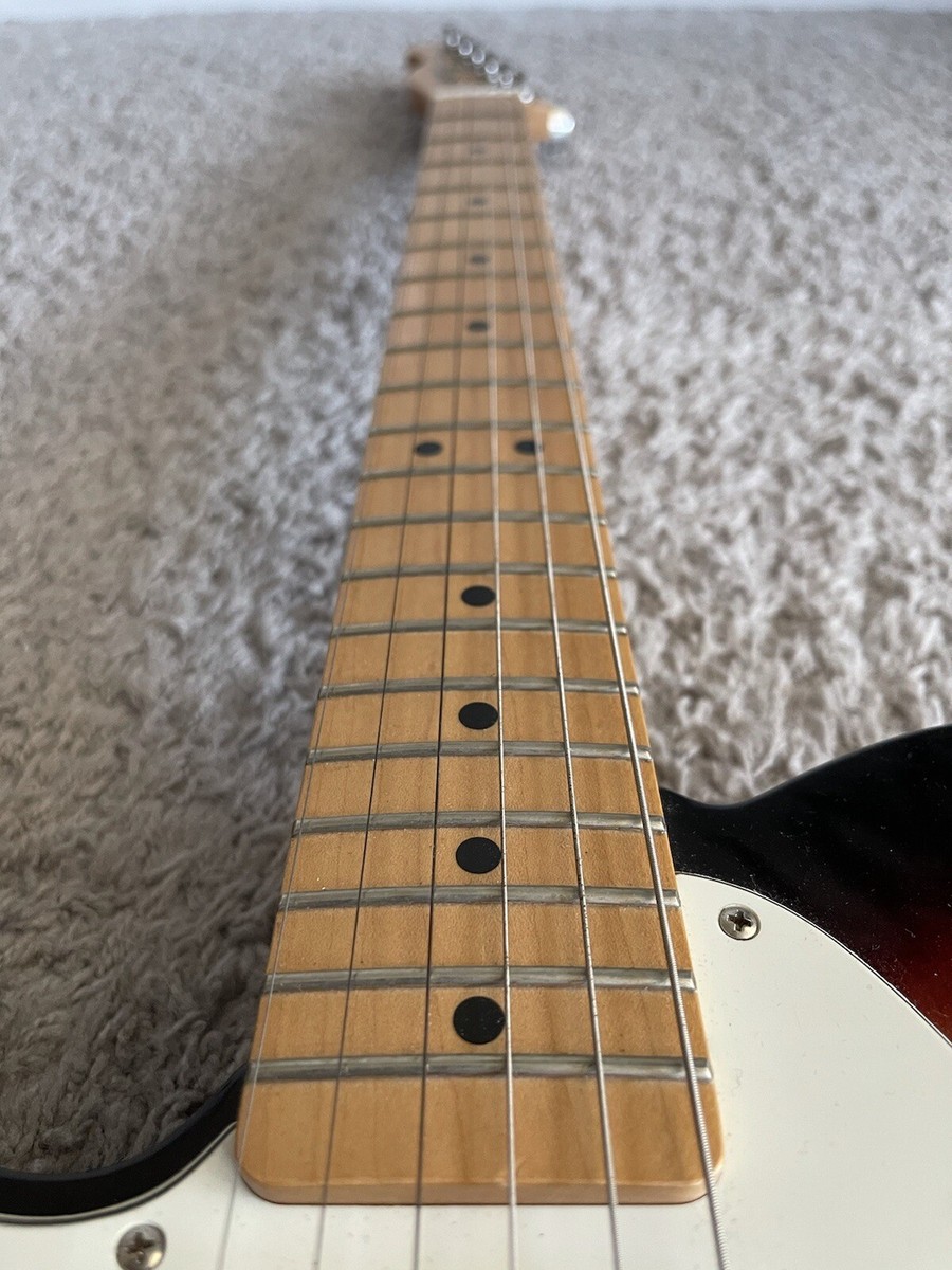 2017年テレキャスター Fender Standard Telecaster 2017 3-Tone Sunburst MIM Maple