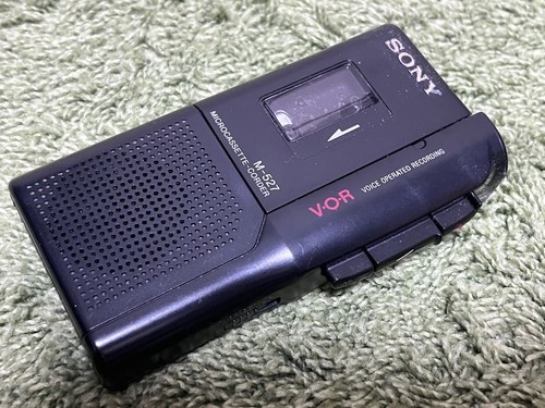 SONY M-527 Micro Cassette Tape Recorder - Picture 3 of 10