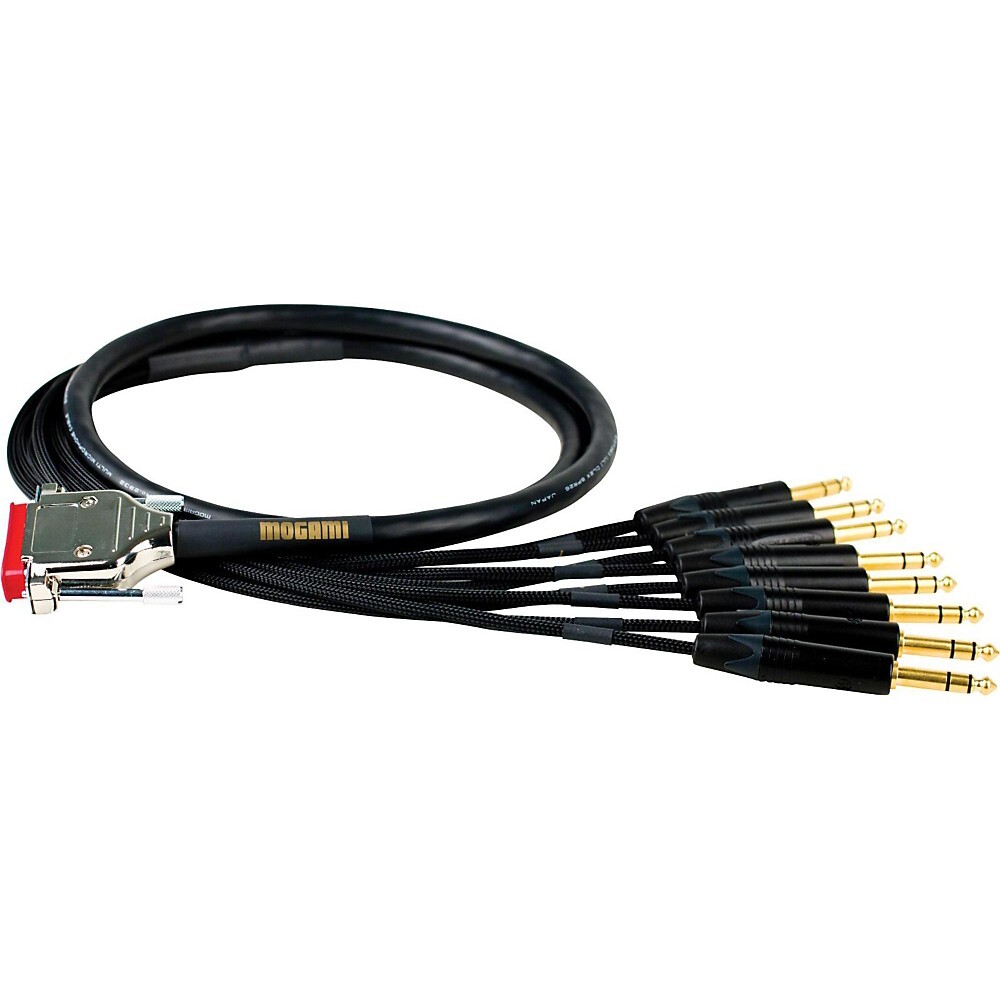 8-канальный кабель-змейка Mogami Gold DB25-TRS длиной 2 фута.